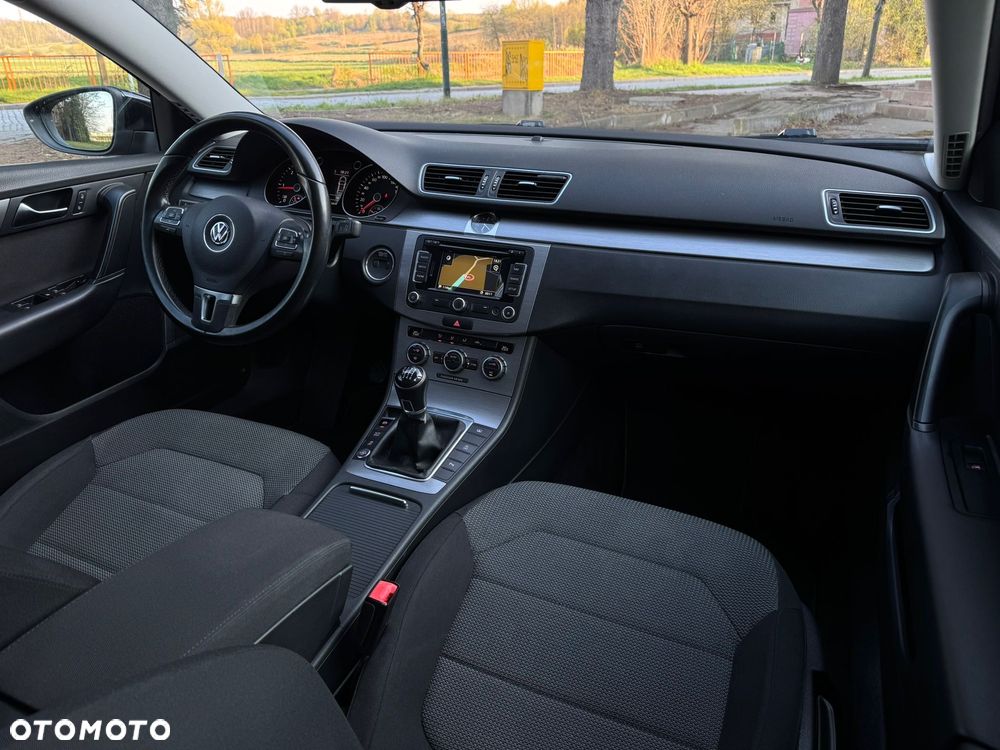 Volkswagen Passat 2.0 TDI Comfortline - 7
