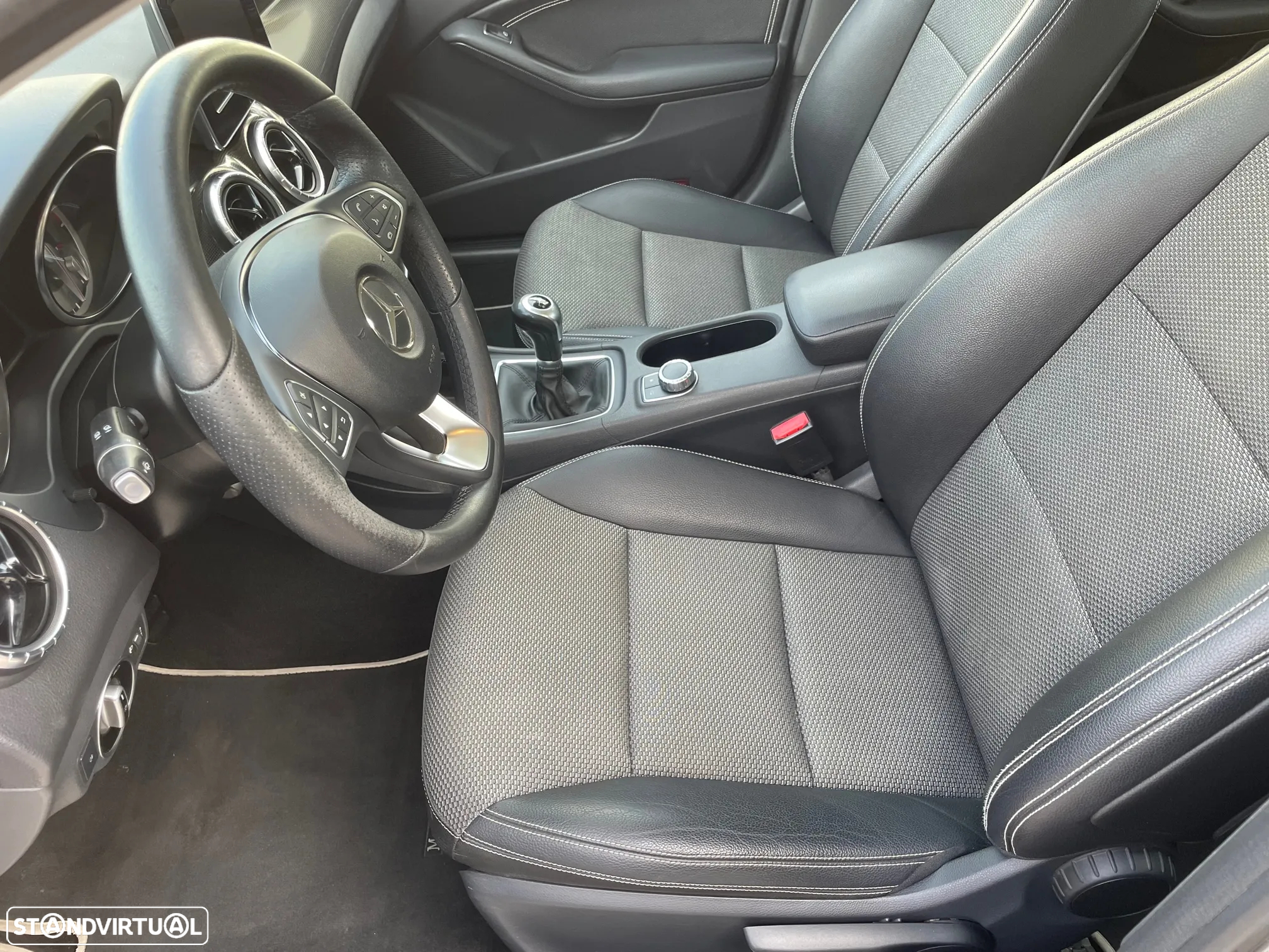 Mercedes-Benz CLA 180 CDi - 17