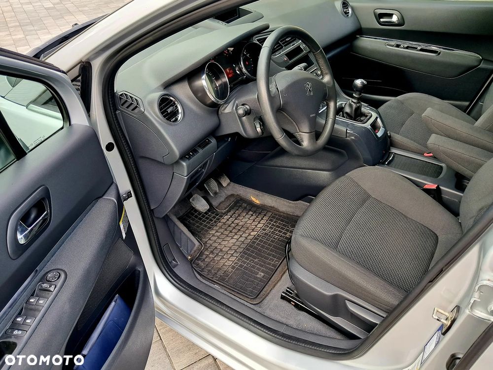 Hyundai ix35 1.6 2WD blue Trend - 14