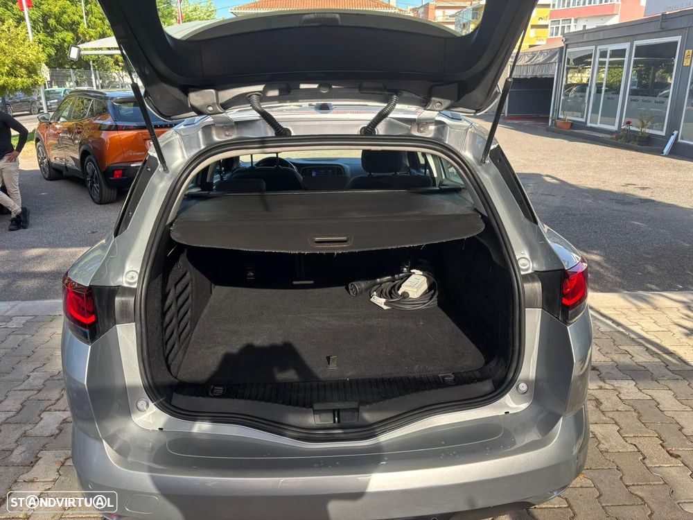 Renault Mégane 1.6 Plug-In Intens - 14