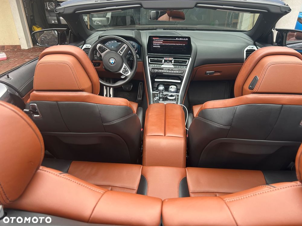 BMW Seria 8 - 13
