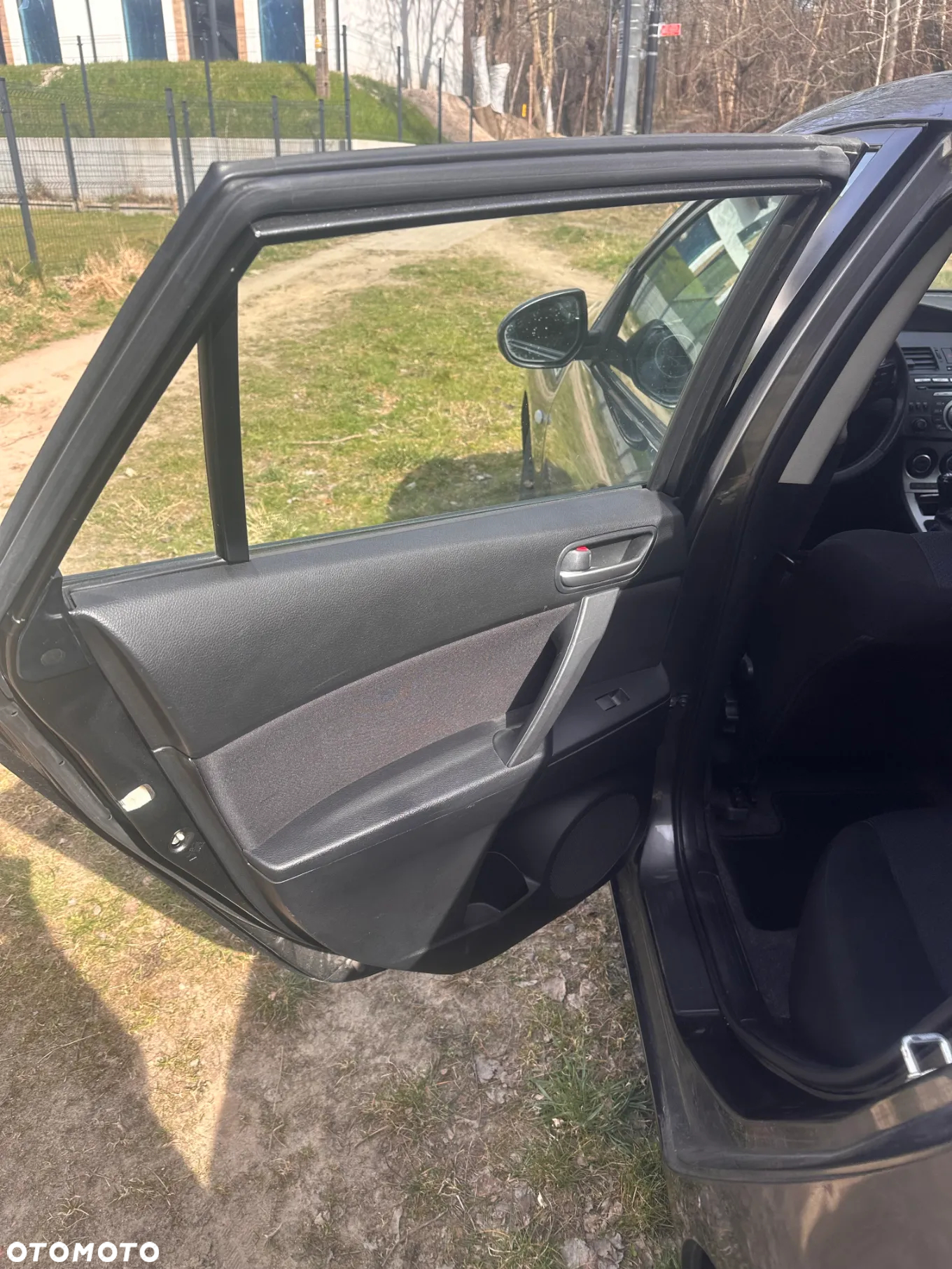 Mazda 3 1.6 CD Exclusive + - 9