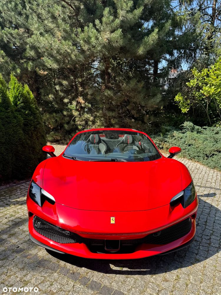 Ferrari 296 GTS - 4