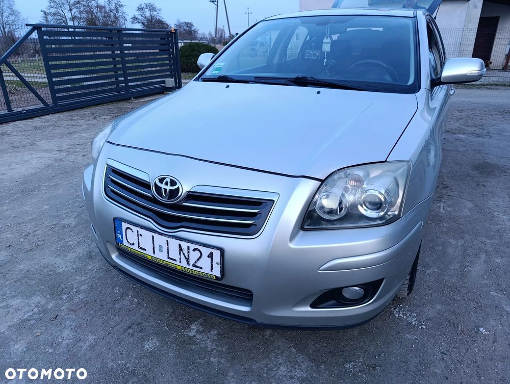 Toyota Avensis 2.0 D-4D Sol - 7