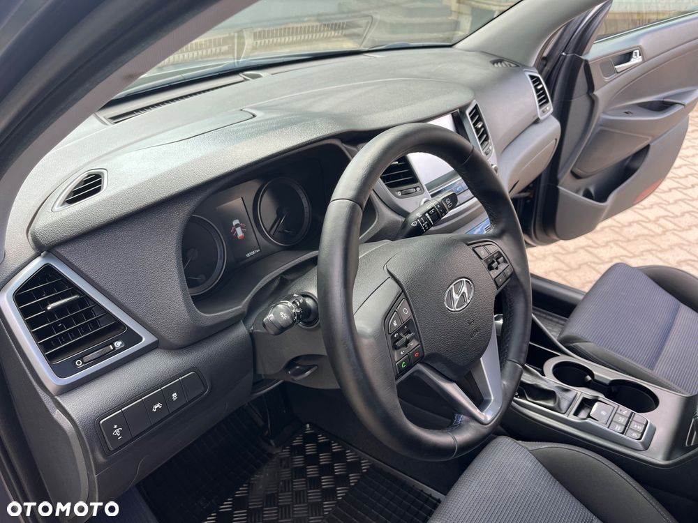 Hyundai Tucson 2.0 CRDI Comfort 4WD - 13