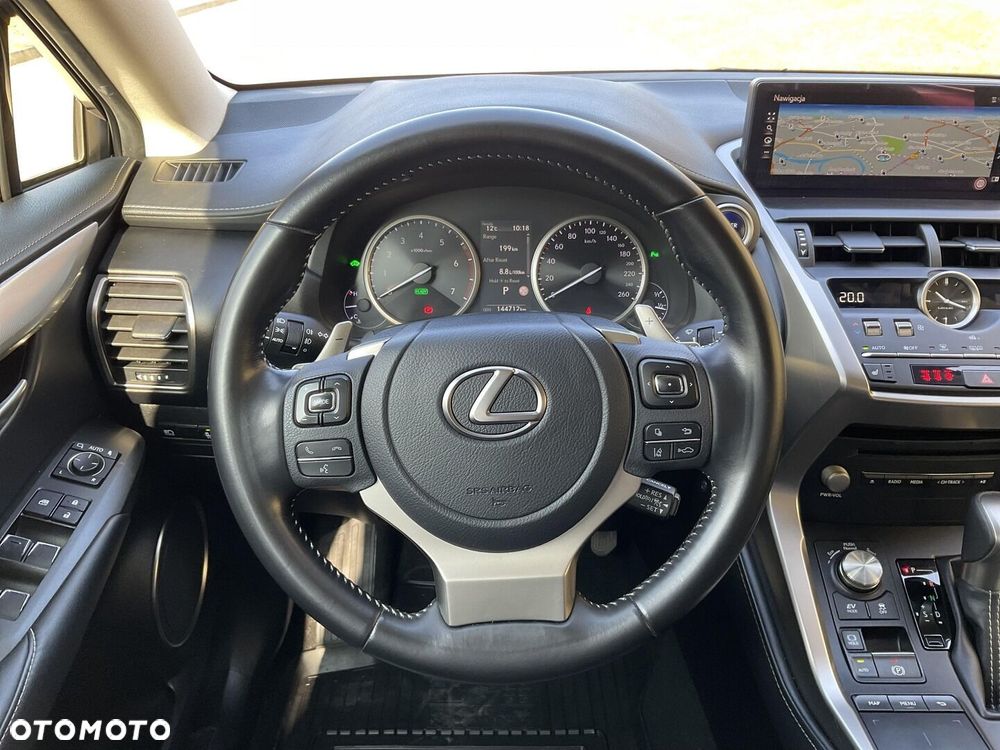 Lexus NX 300h F Impression AWD - 22