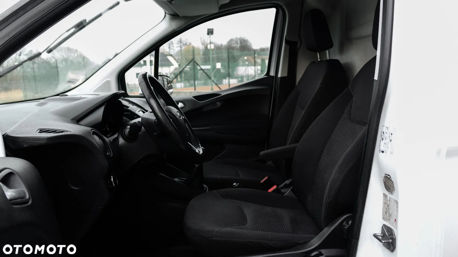 Ford Transit Courier 1.0 EcoBoost Trend - 15