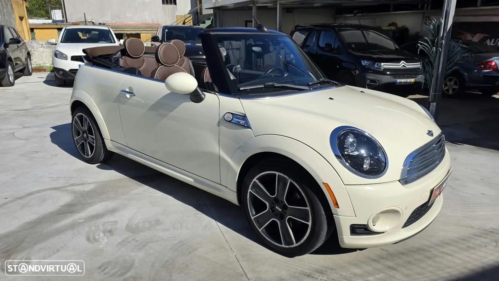 MINI Cabrio Cooper D - 2