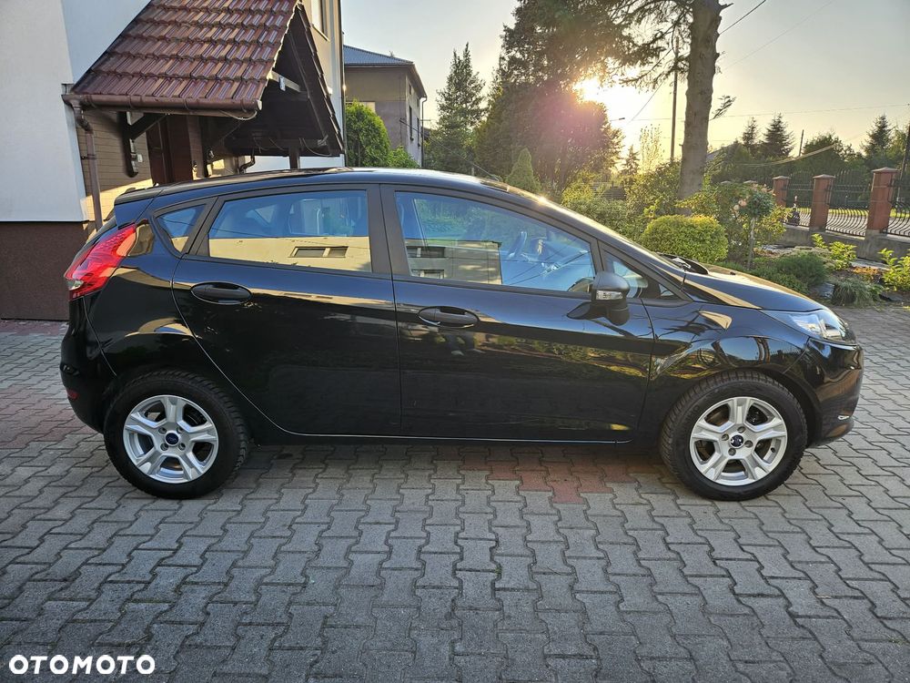 Ford Fiesta - 10