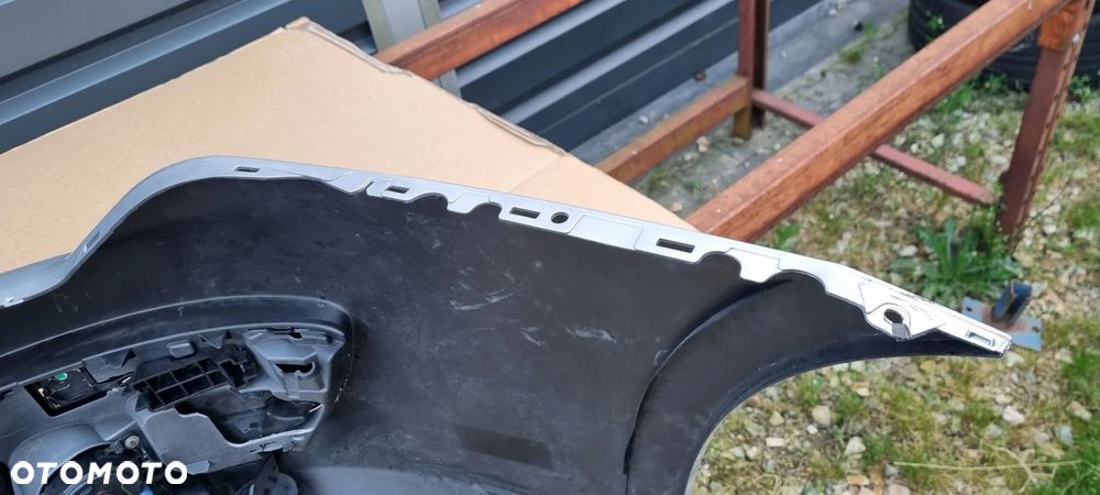 RENAULT LAGUNA III LIFT 2011- Zderzak przód oryginał MC031 - 12