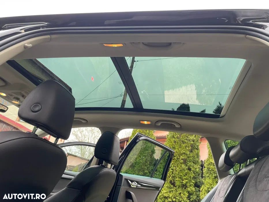 Skoda Octavia 2.0 TDI 4X4 DSG L&K - 11