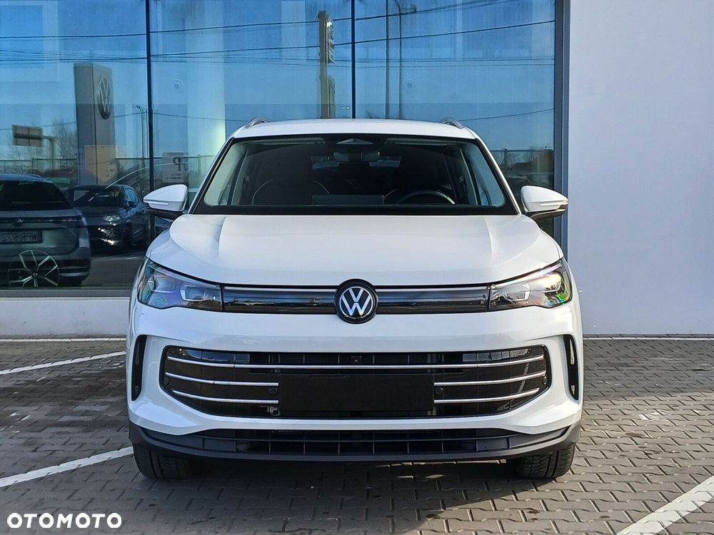 Volkswagen Tiguan - 2
