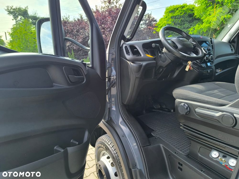 Iveco Daily 70C18 Wejkama 2 Łóżka, WINDA!, 15 Palet, 2x Firana + Zsuwany Dach! Sypialnia - 17