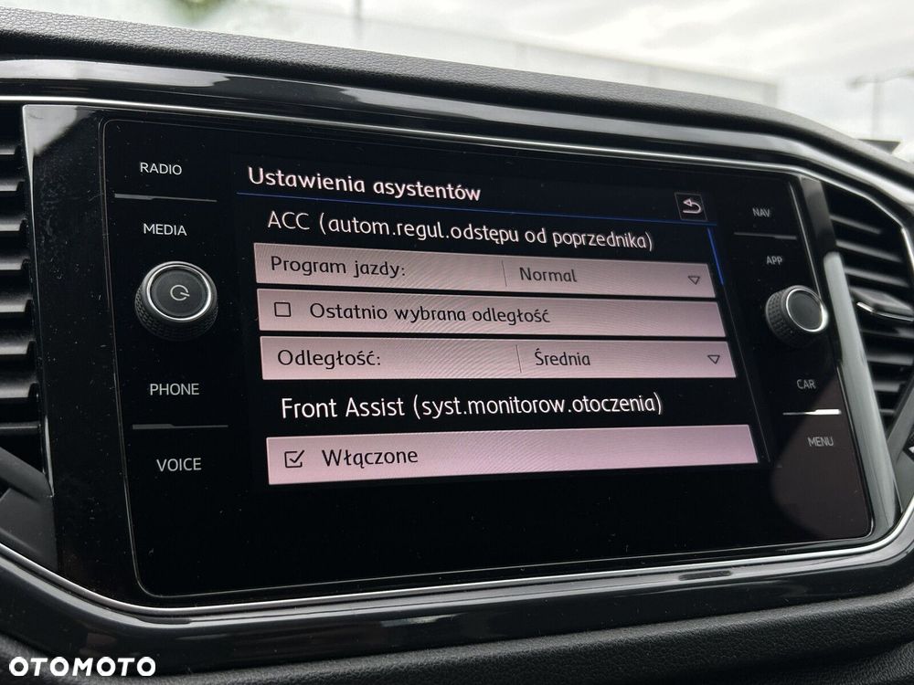 Volkswagen T-Roc 1.5 TSI Style - 26
