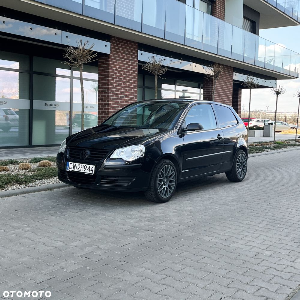 Volkswagen Polo 1.4 Tour - 2