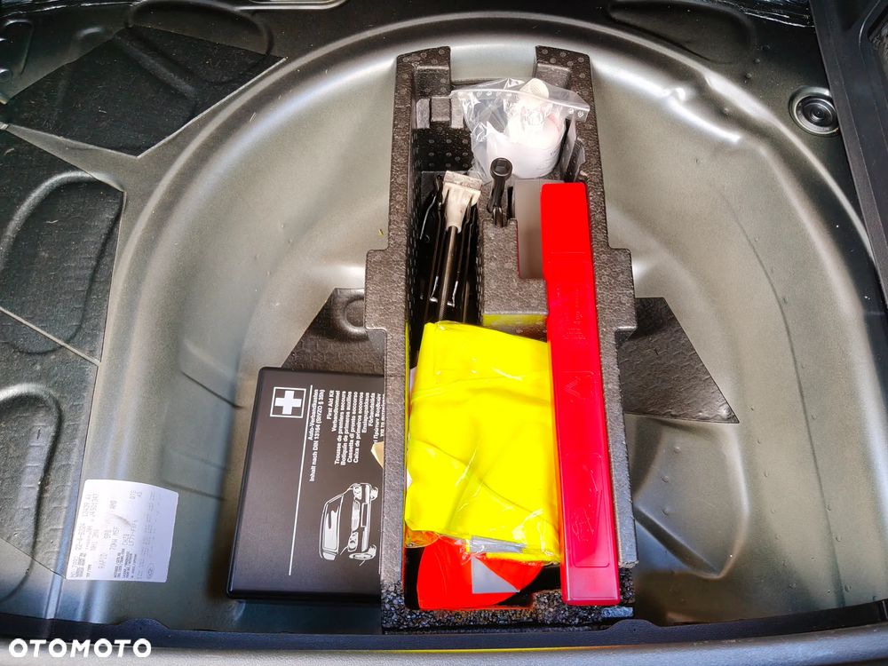 Skoda RAPID - 23