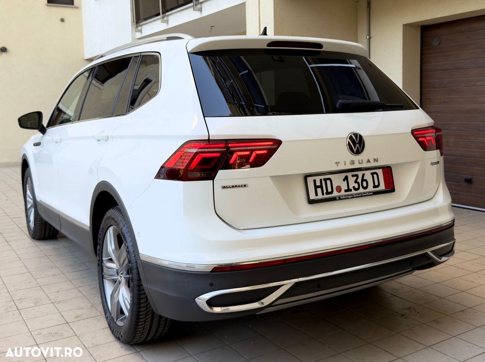 Volkswagen Tiguan 2.0 TDI SCR 4MOTION DSG Elegance - 38