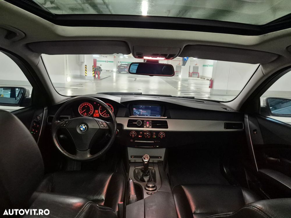 BMW Seria 5 520d Touring - 6