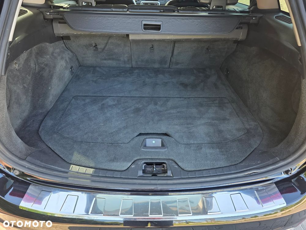 Volvo V60 D4 Geartronic Momentum - 12