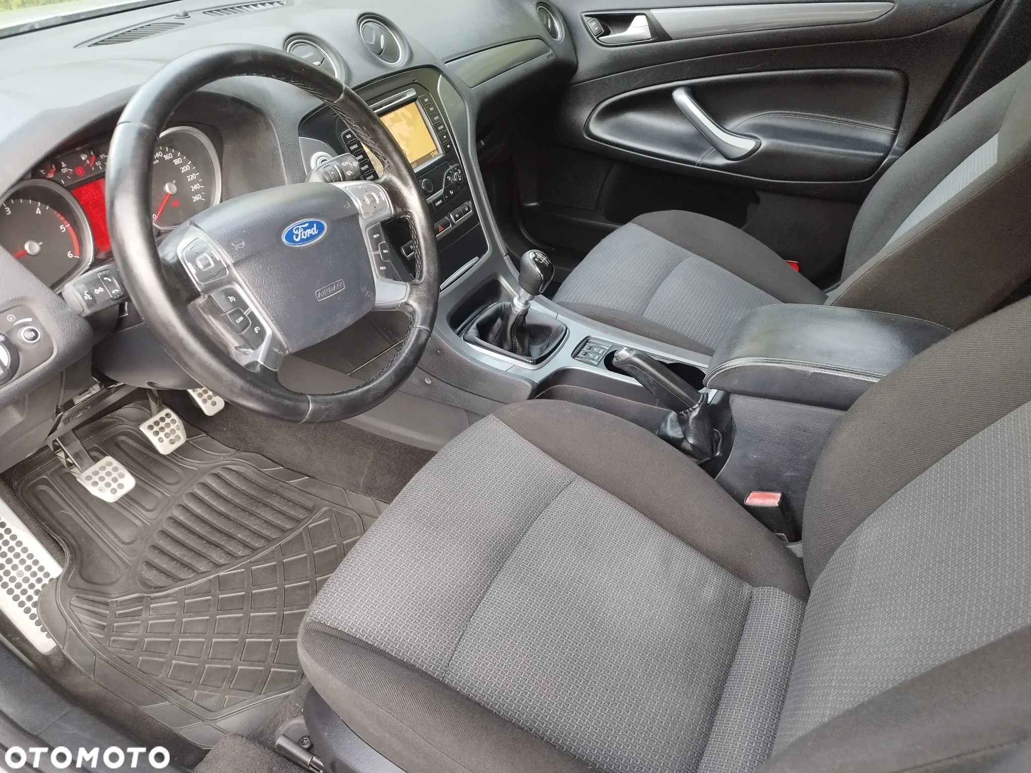 Ford Mondeo 2.0 TDCI Champions Edition - 14
