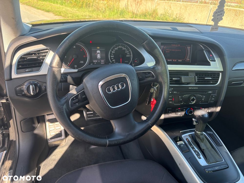 Audi A4 Avant 2.0 TDI DPF multitronic S line Sportpaket - 17