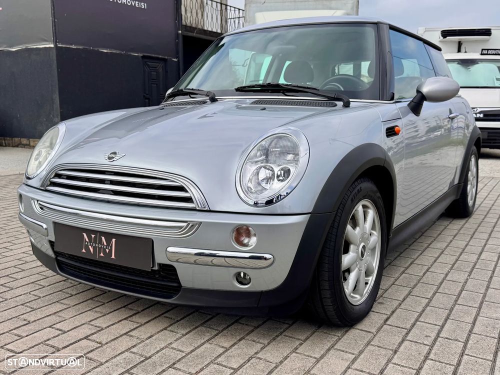MINI 3 Portas One D - 6