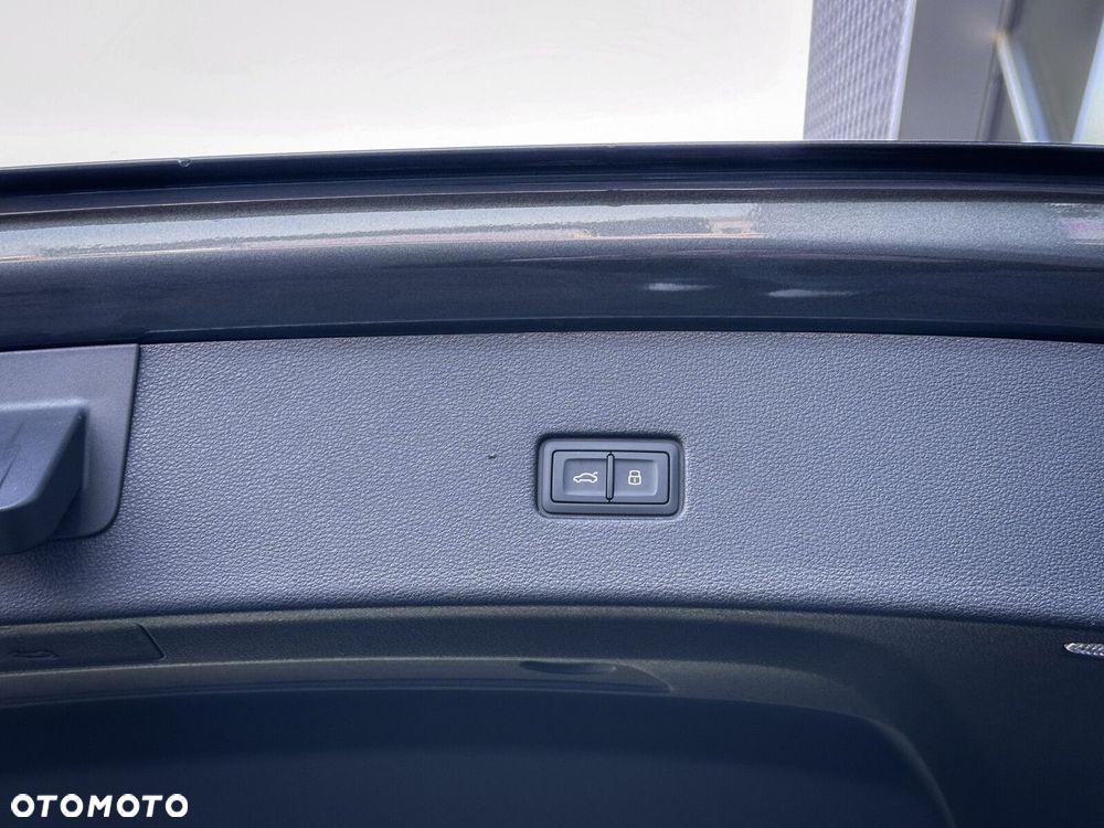 Audi Q8 - 11