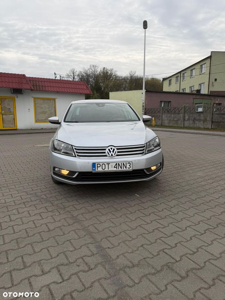 Volkswagen Passat 1.6 TDI Comfortline - 3