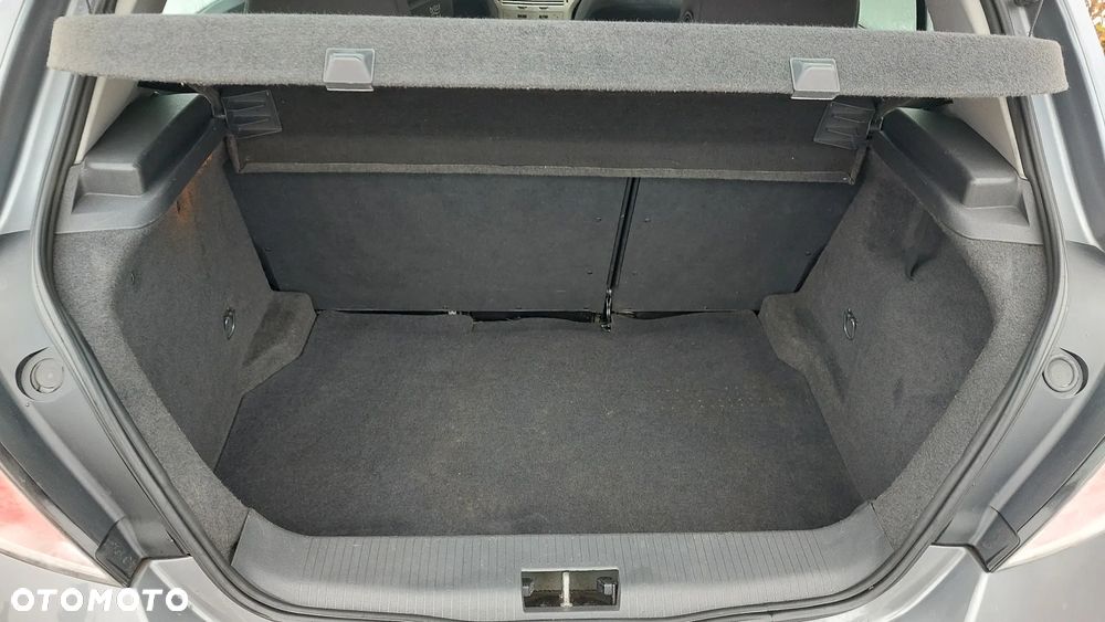 Opel Astra - 27