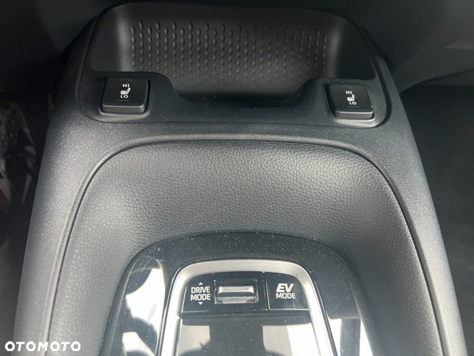 Suzuki Swace - 12
