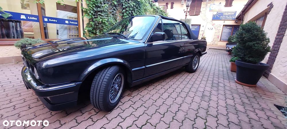 BMW Seria 3 320i - 17