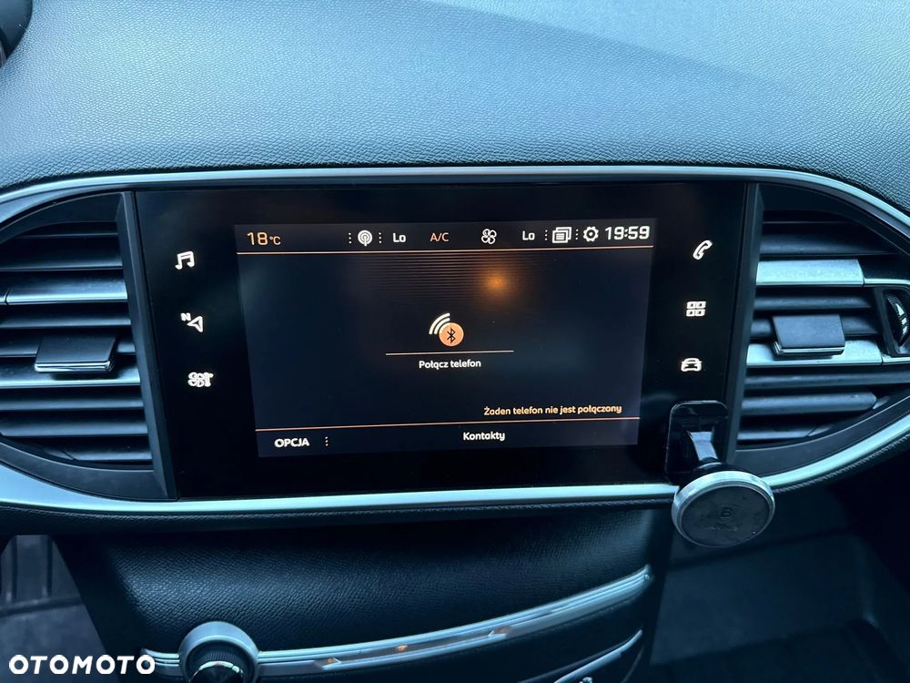 Peugeot 308 1.2 PureTech GPF Allure S&S - 30