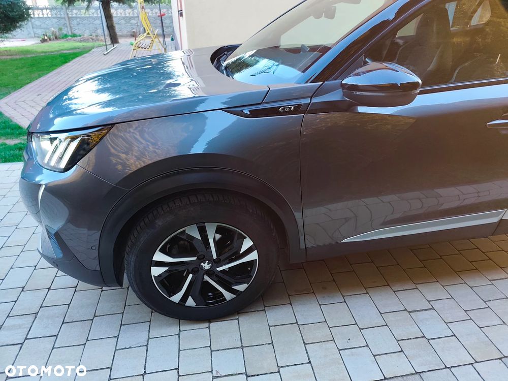 Peugeot 2008 1.2 PureTech GT Line S&S - 11