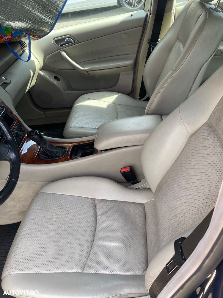 MERCEDES-BENZ C-Class 2001 — imagine 22