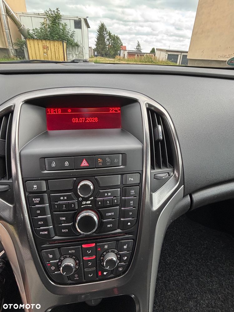 Opel Astra - 14