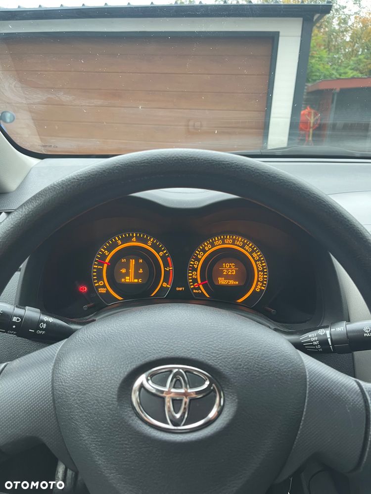 Toyota Corolla - 18