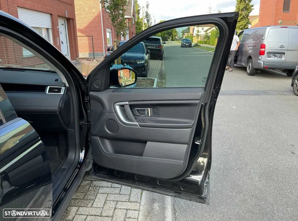 Land Rover Discovery Sport 2.0 TD4 SE Auto - 22