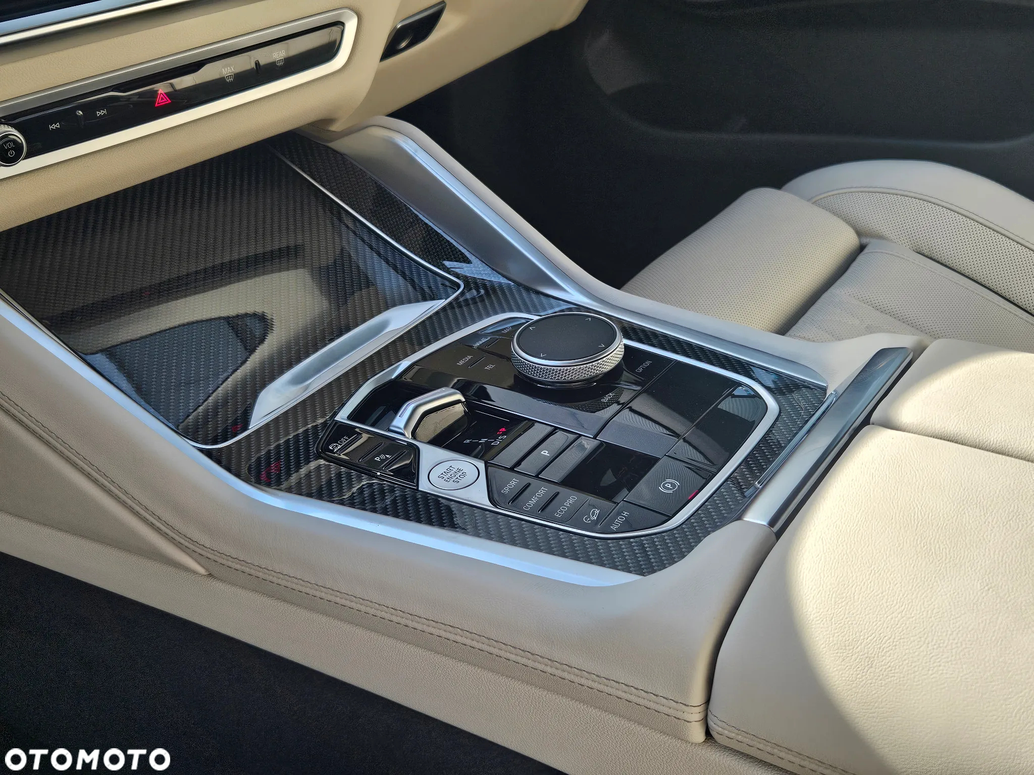 BMW X6 M50i - 16