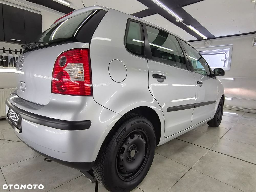 Volkswagen Polo 1.2 - 11