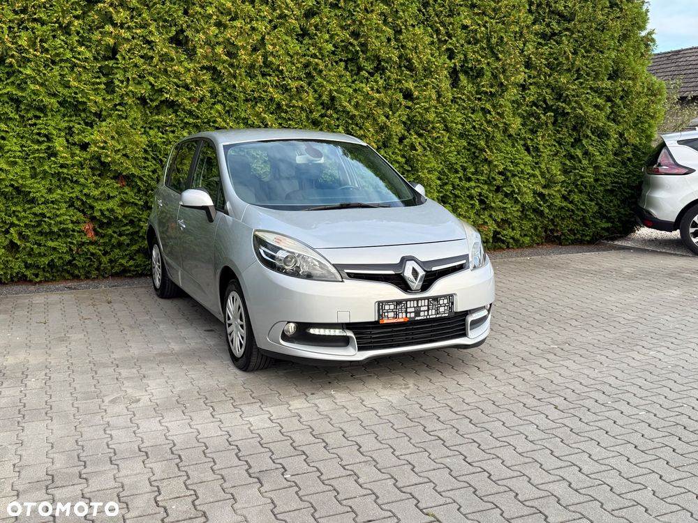 Renault Scenic - 1