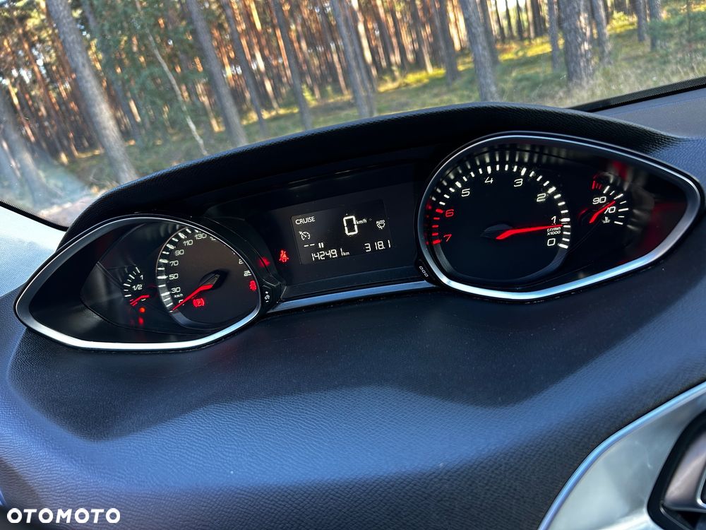 Peugeot 308 - 22