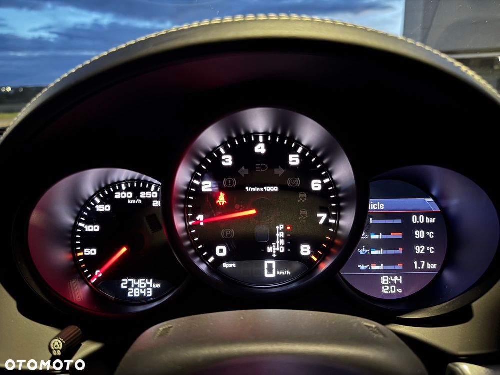 Porsche 718 Cayman GPF PDK - 10