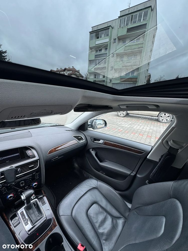 Audi A4 Limousine - 13