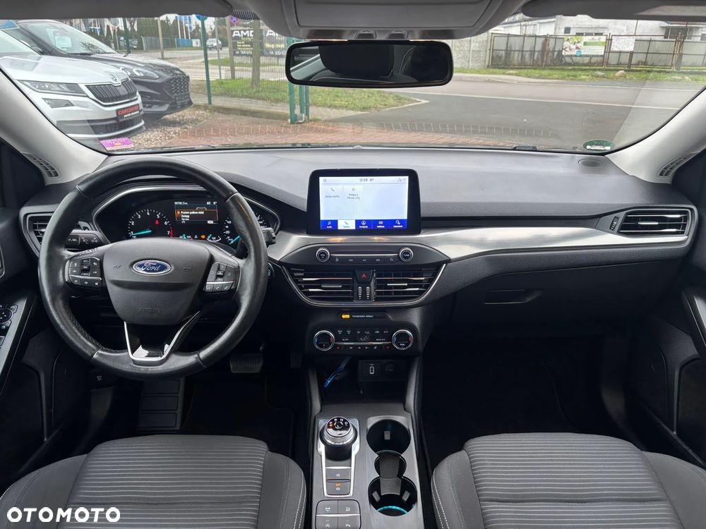 Ford Focus 1.5 EcoBoost Titanium - 19
