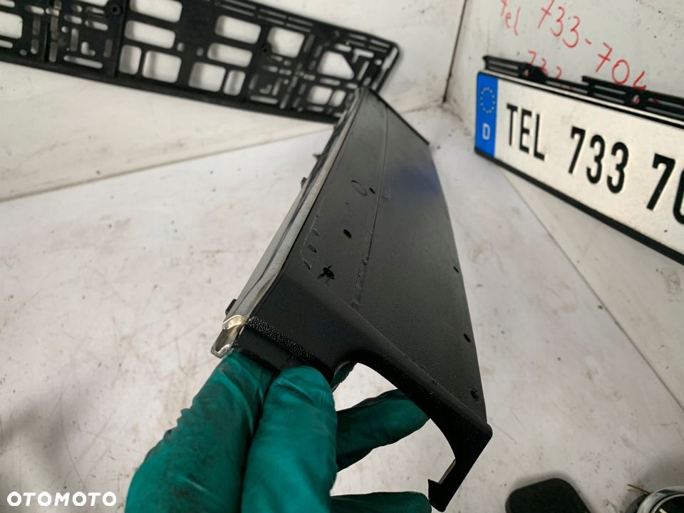PODKŁADKA POD TABLICĘ REJ. CHROM BMW E39 PRZEDLIFT - 2