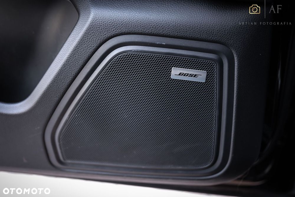 Porsche Macan - 35