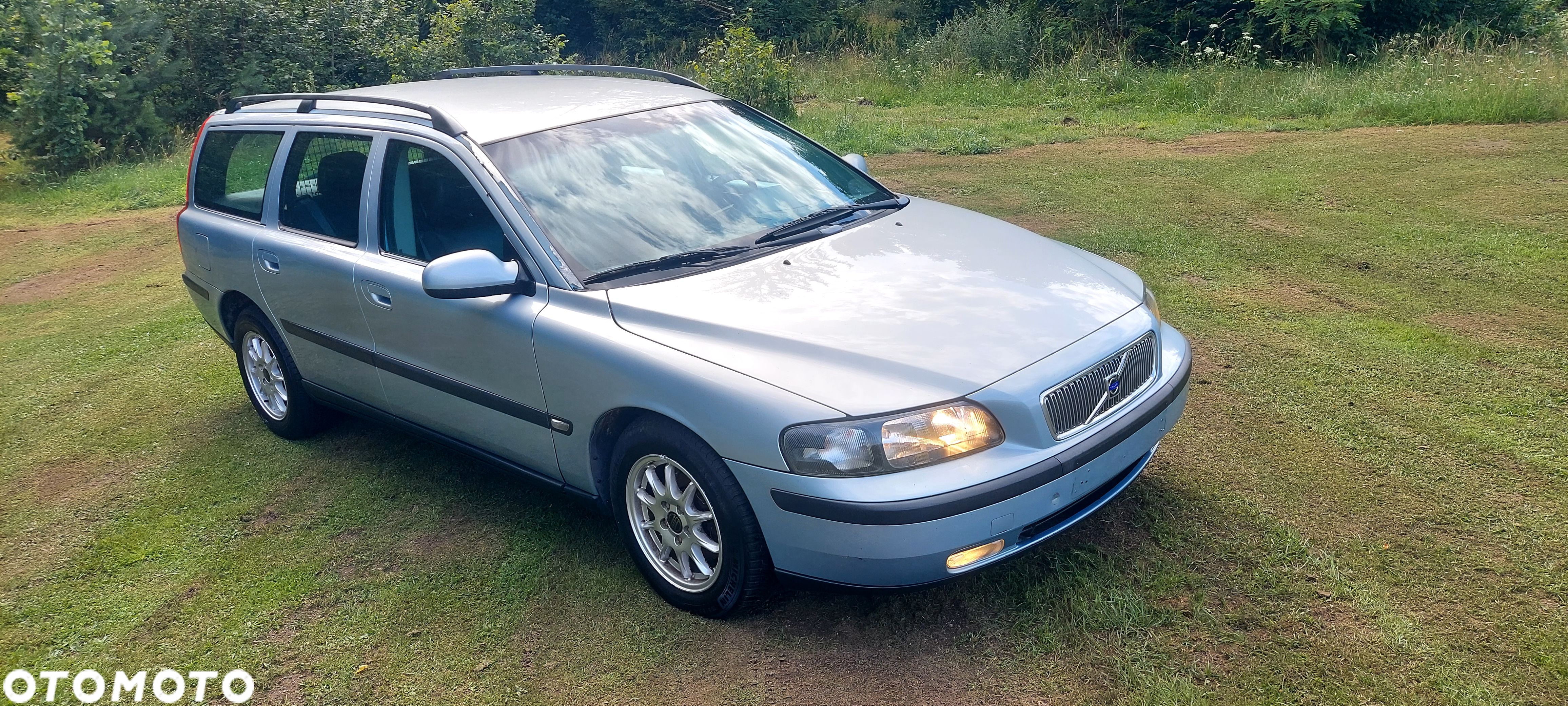 Volvo V70 2.5TDI - 1