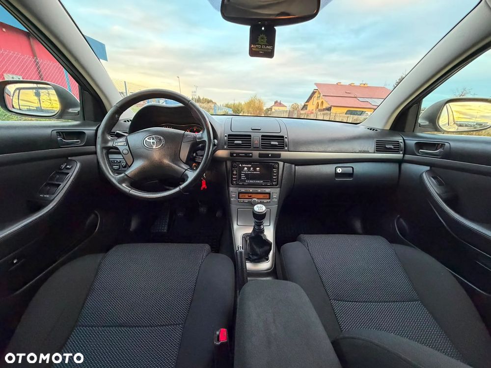 Toyota Avensis 2.0 D-4D Premium - 33