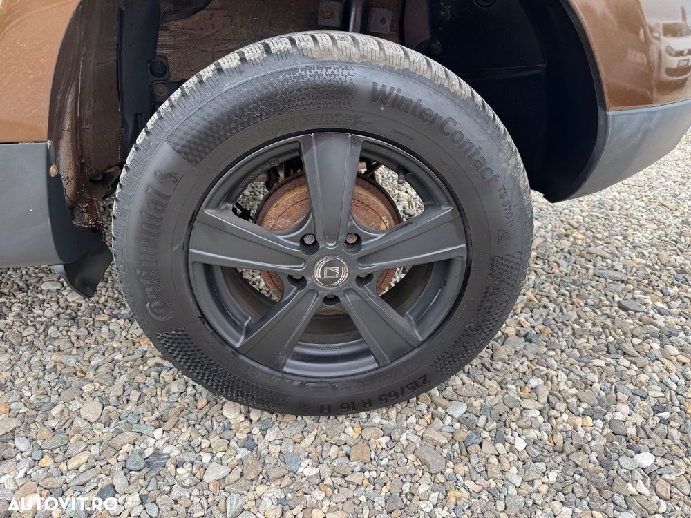 Dacia Duster 1.6 16V 4x4 Prestige - 21