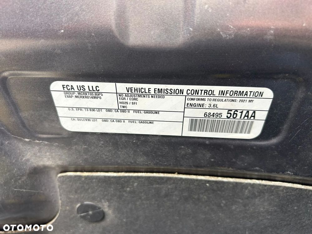 Chrysler Pacifica - 16